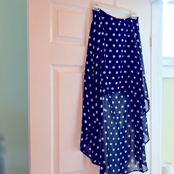 Forever 21 Polka Dot high to low skirt - Picture 2 of 3